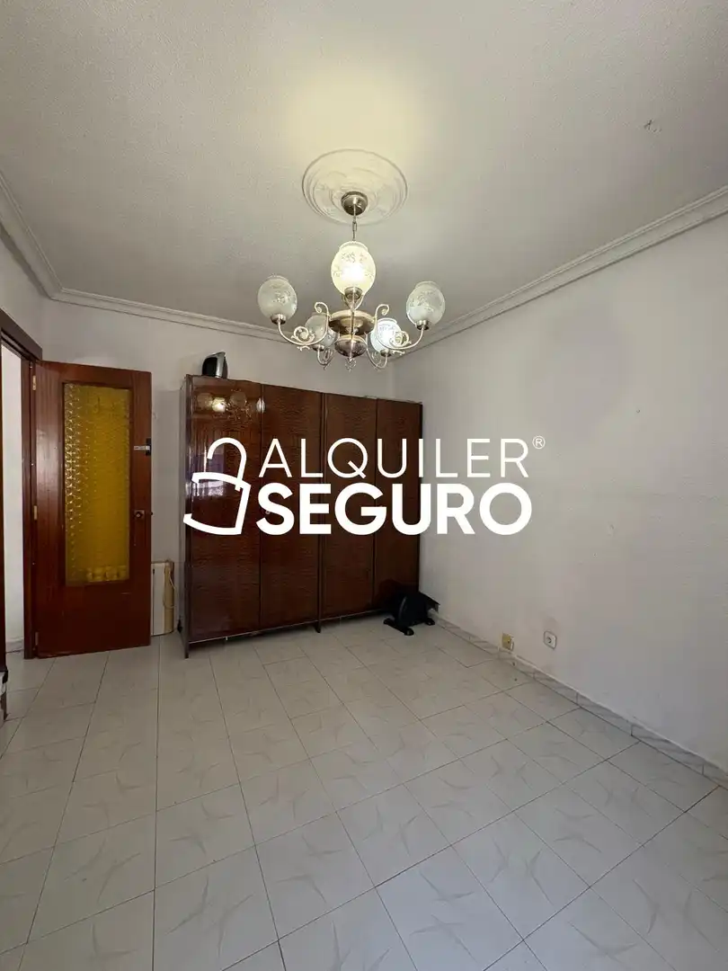 Bedroom of Flat for rent in Madrid  with Furnished