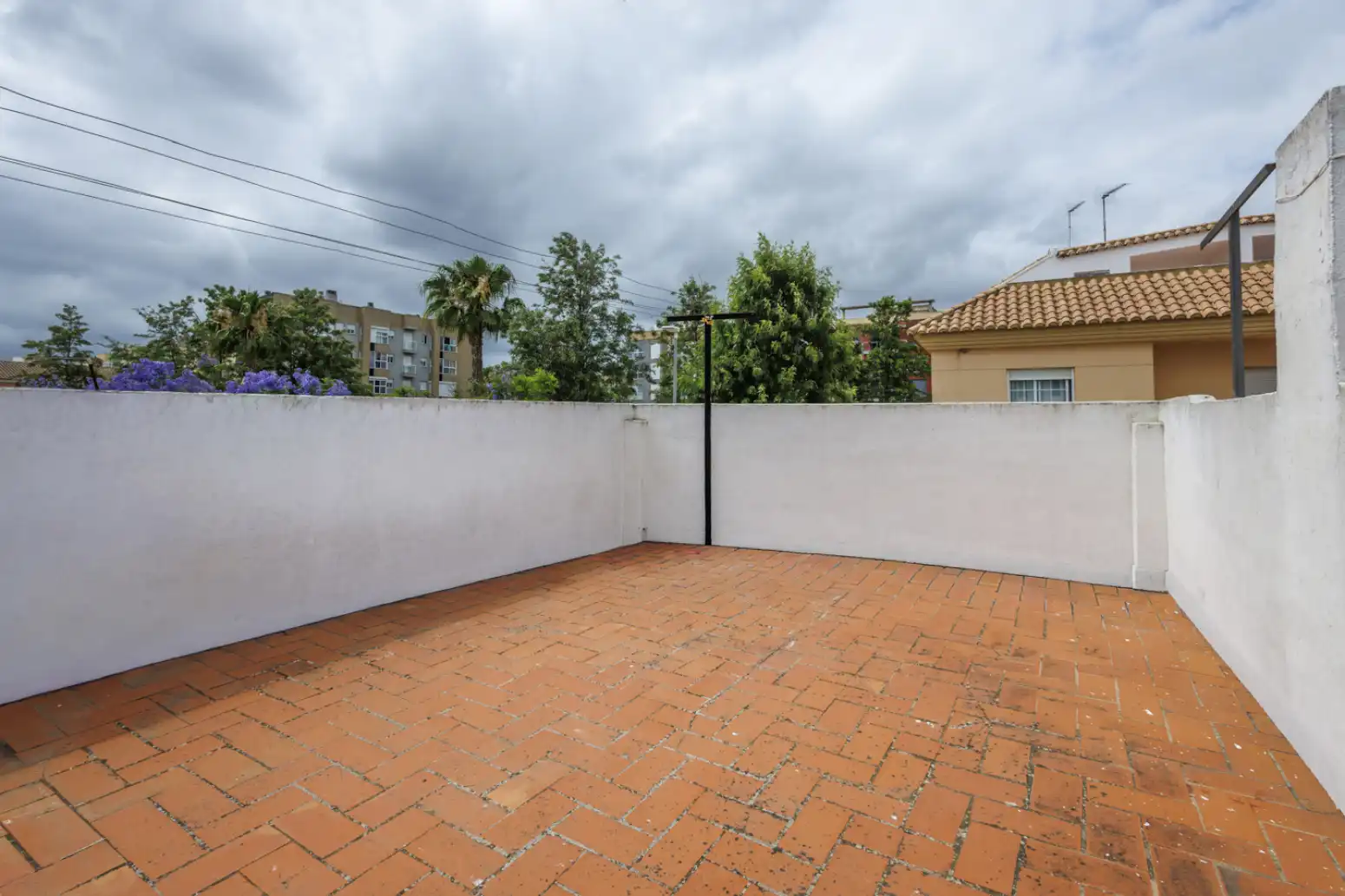 Terrasse von Einfamilien-Reihenhaus zum Verkauf in Carlet mit Terrasse und Balkon