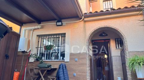 Foto 2 de Casa adosada en venda a Calle Pegaso, San García, Algeciras