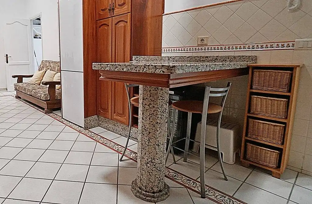 Cocina de Piso de alquiler en Las Palmas de Gran Canaria con Aire acondicionado, Amueblado y Balcón