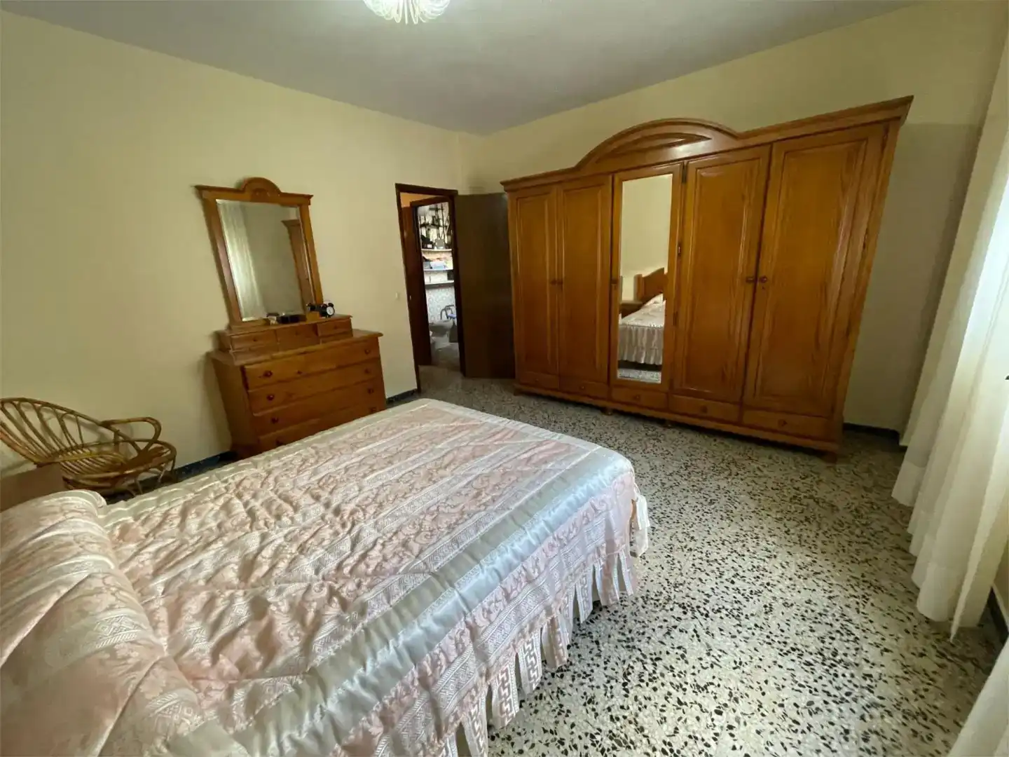 Habitación de Piso en venta en Villacarrillo con Amueblado y Balcón