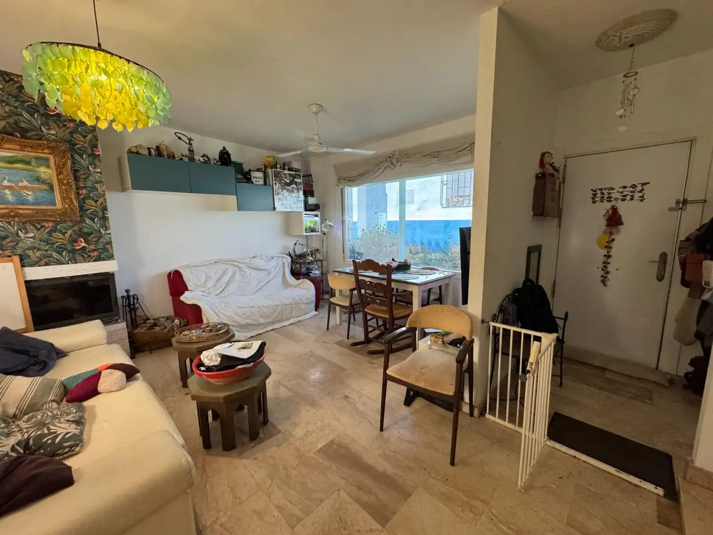 Sala d'estar de Casa adosada en venda en Málaga amb Aire condicionat i Balcó