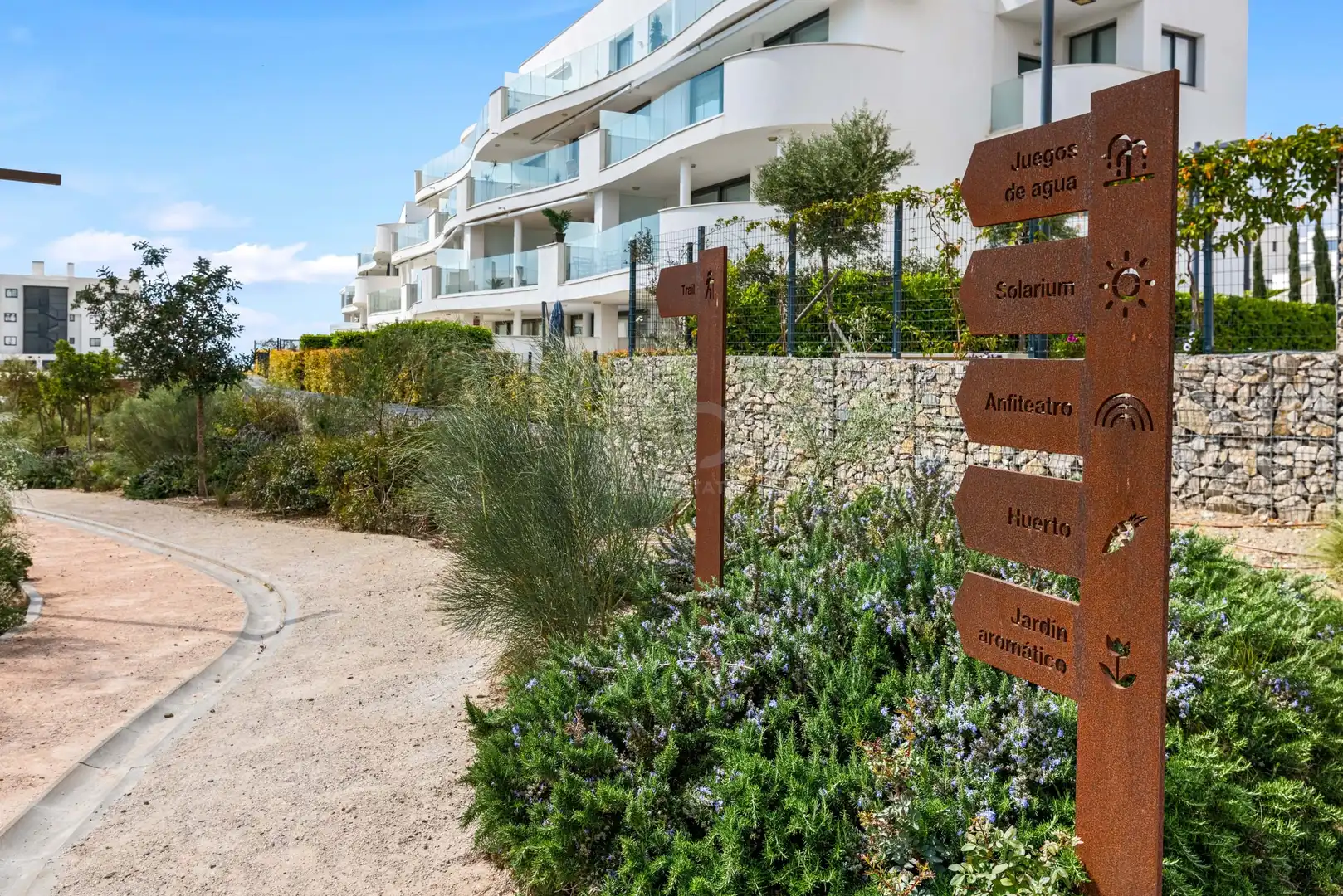 Vista exterior de Piso de alquiler en Fuengirola con Aire acondicionado, Calefacción y Terraza