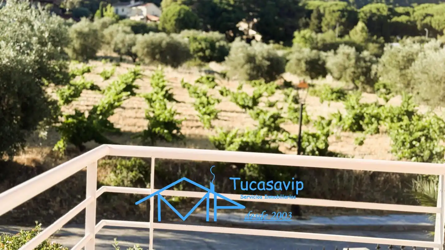 Casa o xalet en venda en Cebreros amb Calefacció, Jardí privat i Terrassa