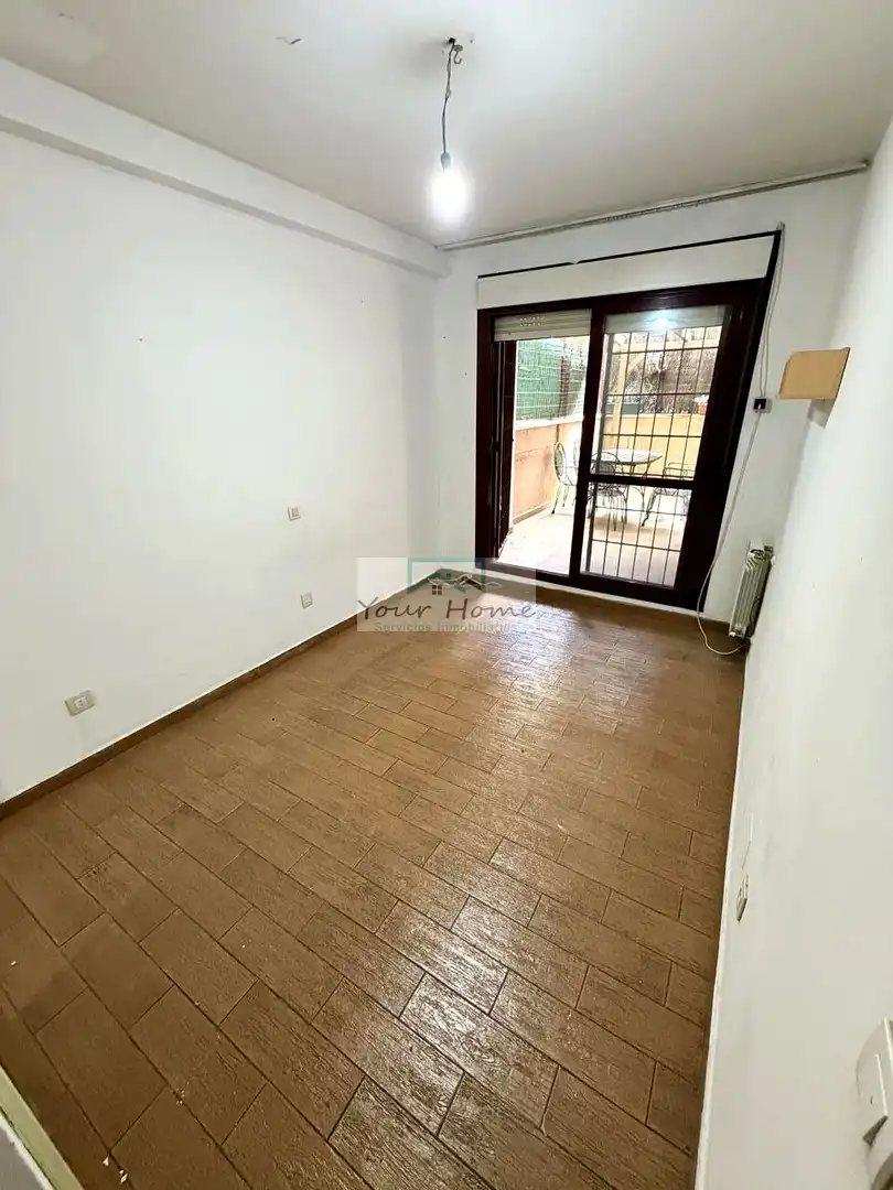 Exterior view of Ground floor for sale in Torrejón de Ardoz  with Air Conditioner, Heating and Terrace