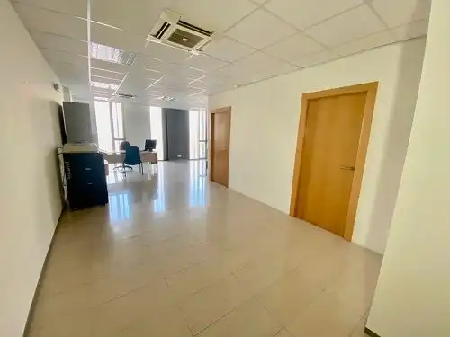 Oficina con ascensor en venta en Aranguren, imagen 5