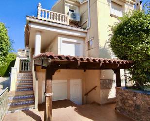 Exterior view of Single-family semi-detached for sale in Benidorm  with Air Conditioner and Terrace