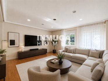 Piso con ascensor en venta en Tetuán