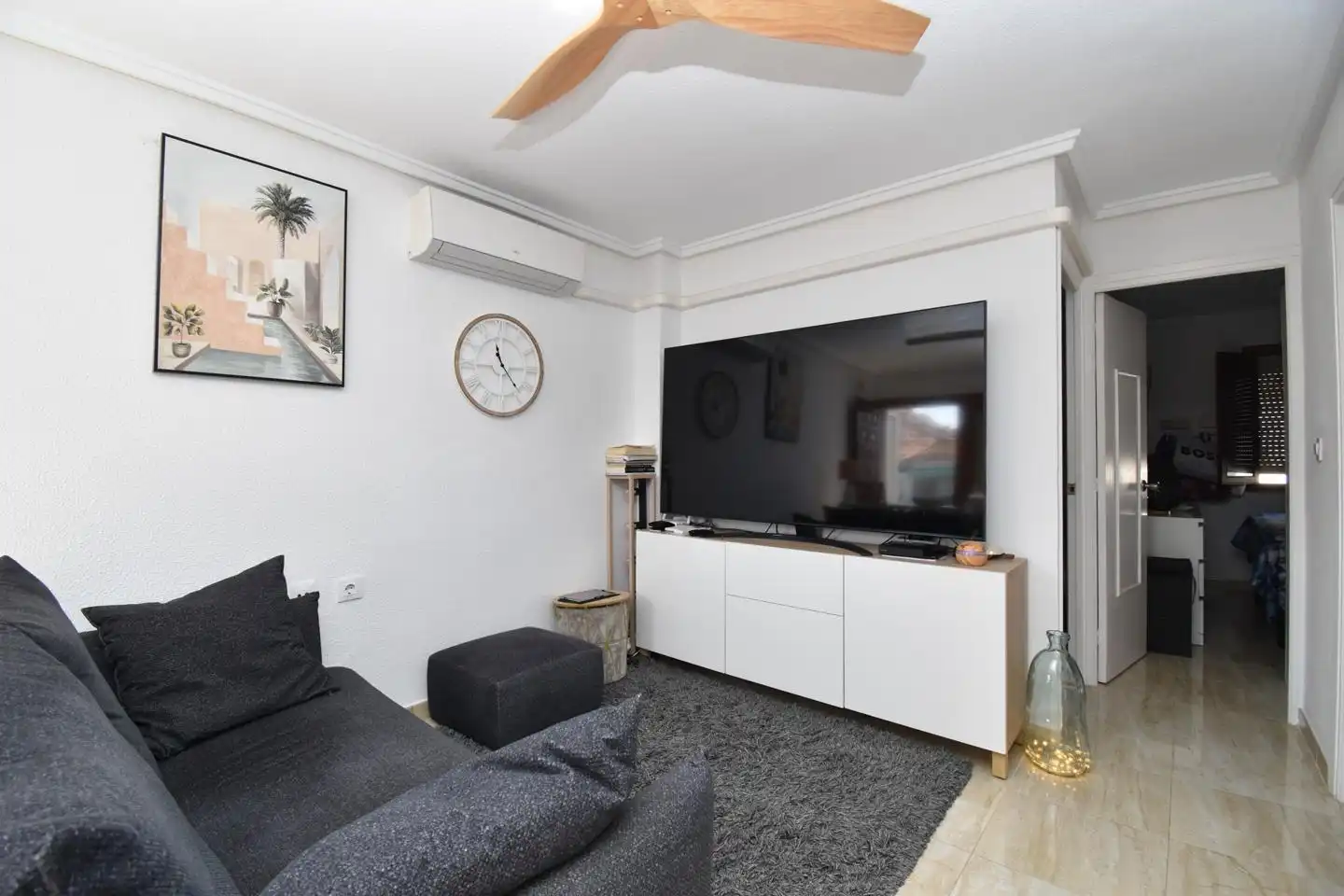 Sala d'estar de Pis en venda en Santa Pola amb Aire condicionat, Jardí privat i Terrassa