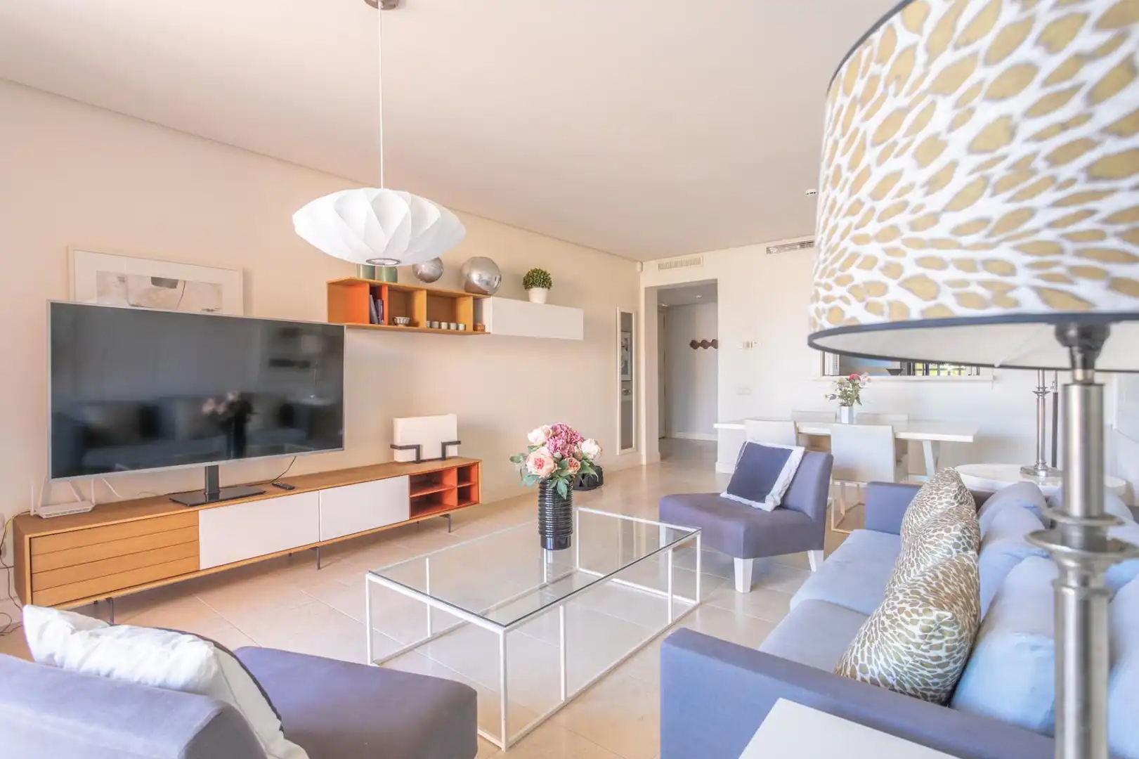 Sala d'estar de Apartament en venda en Chiclana de la Frontera amb Jardí privat i Piscina comunitària