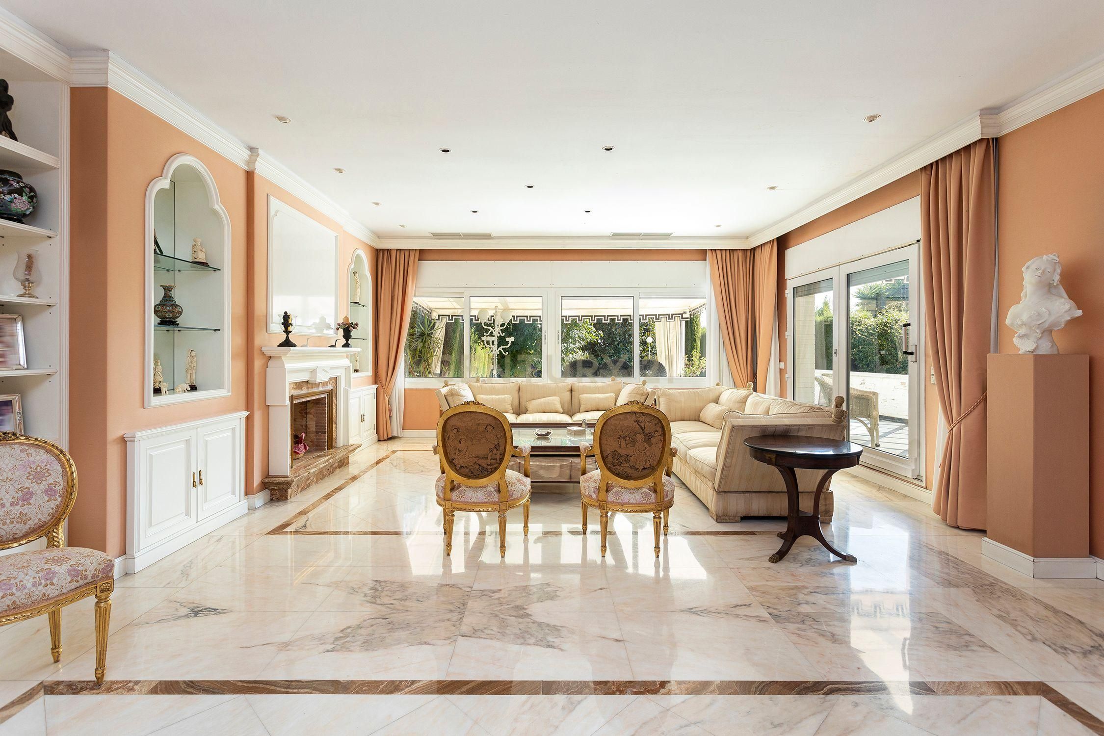 Living room of House or chalet for sale in  Barcelona Capital  with Air Conditioner, Private garden and Swimming Pool