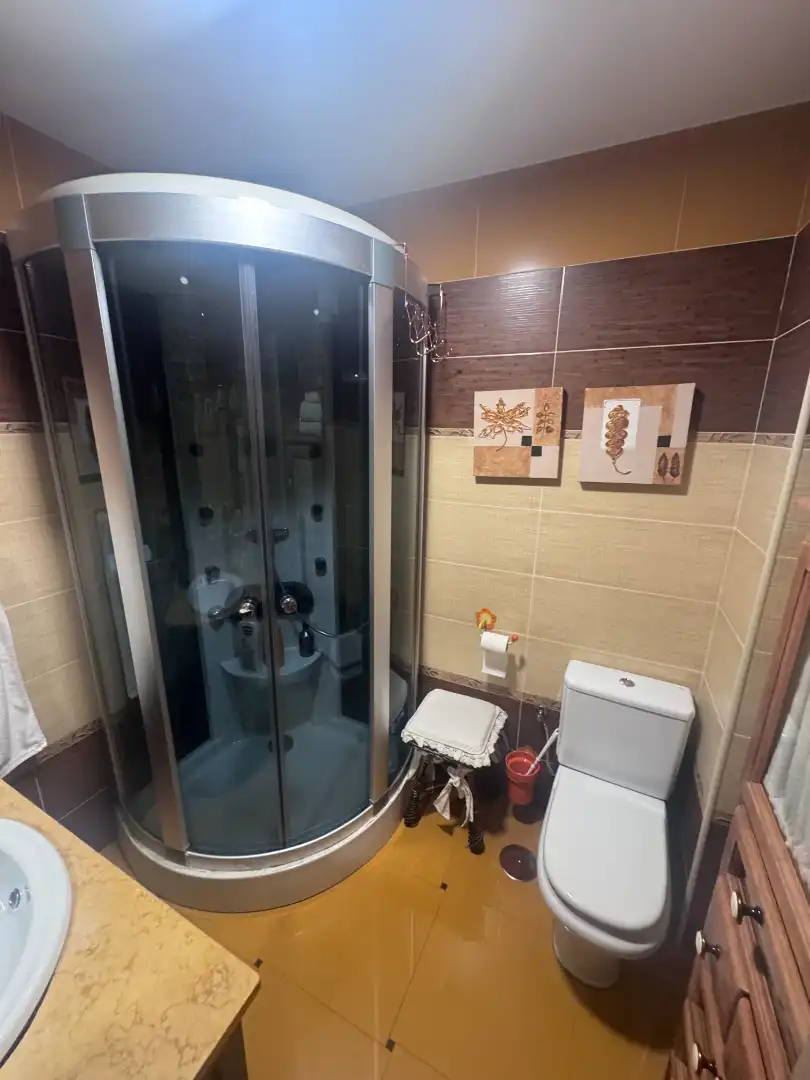 Baño de Casa o chalet en venta en Maracena con Aire acondicionado, Calefacción y Parquet