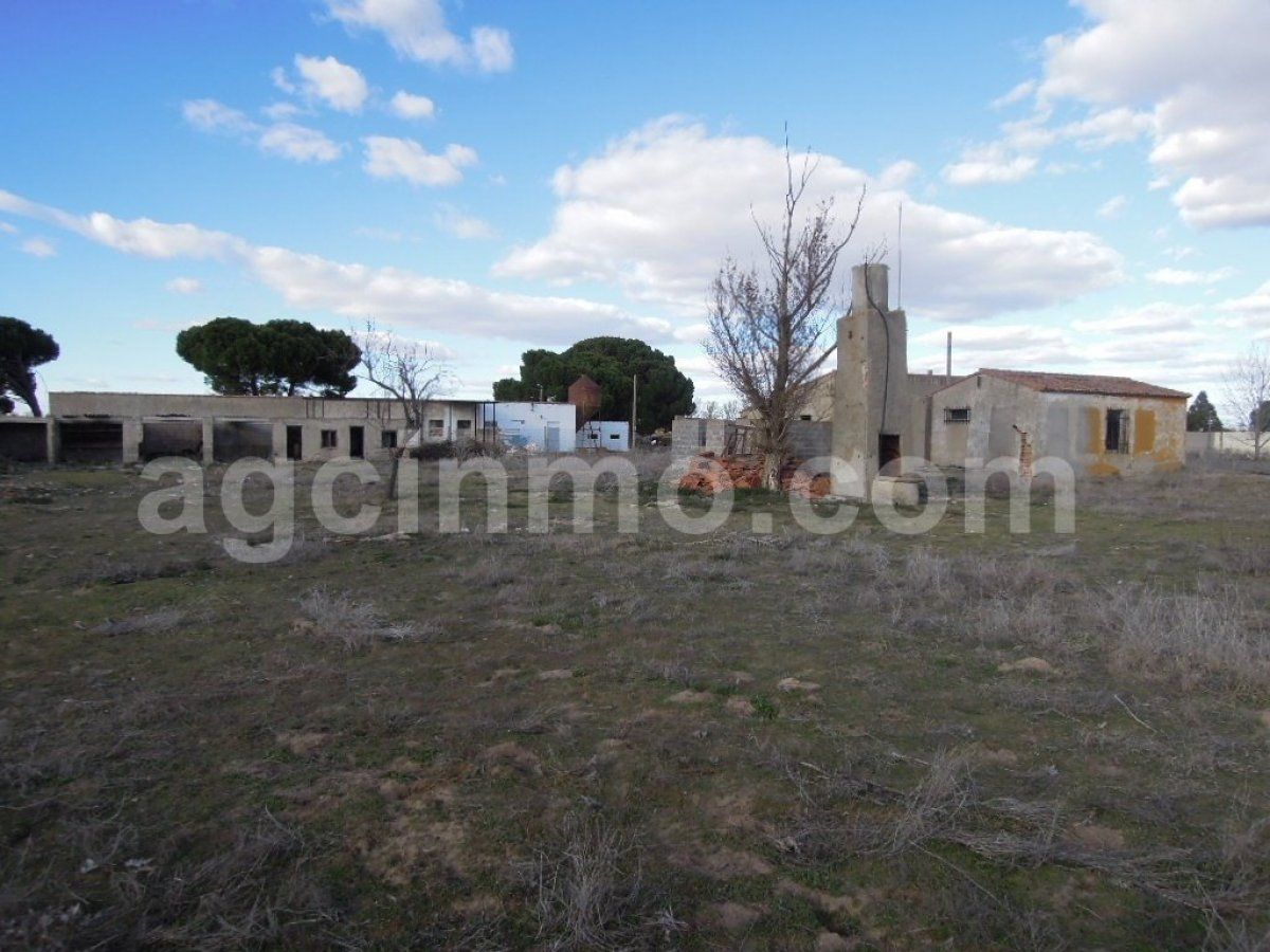 Finca rústica en venda en Boecillo amb Jardí privat