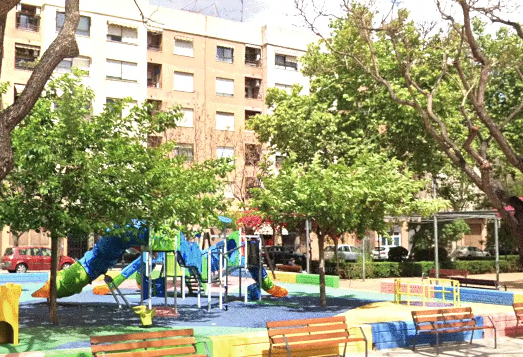 Vista exterior de Casa o xalet en venda en Aldaia amb Aire condicionat, Calefacció i Parquet