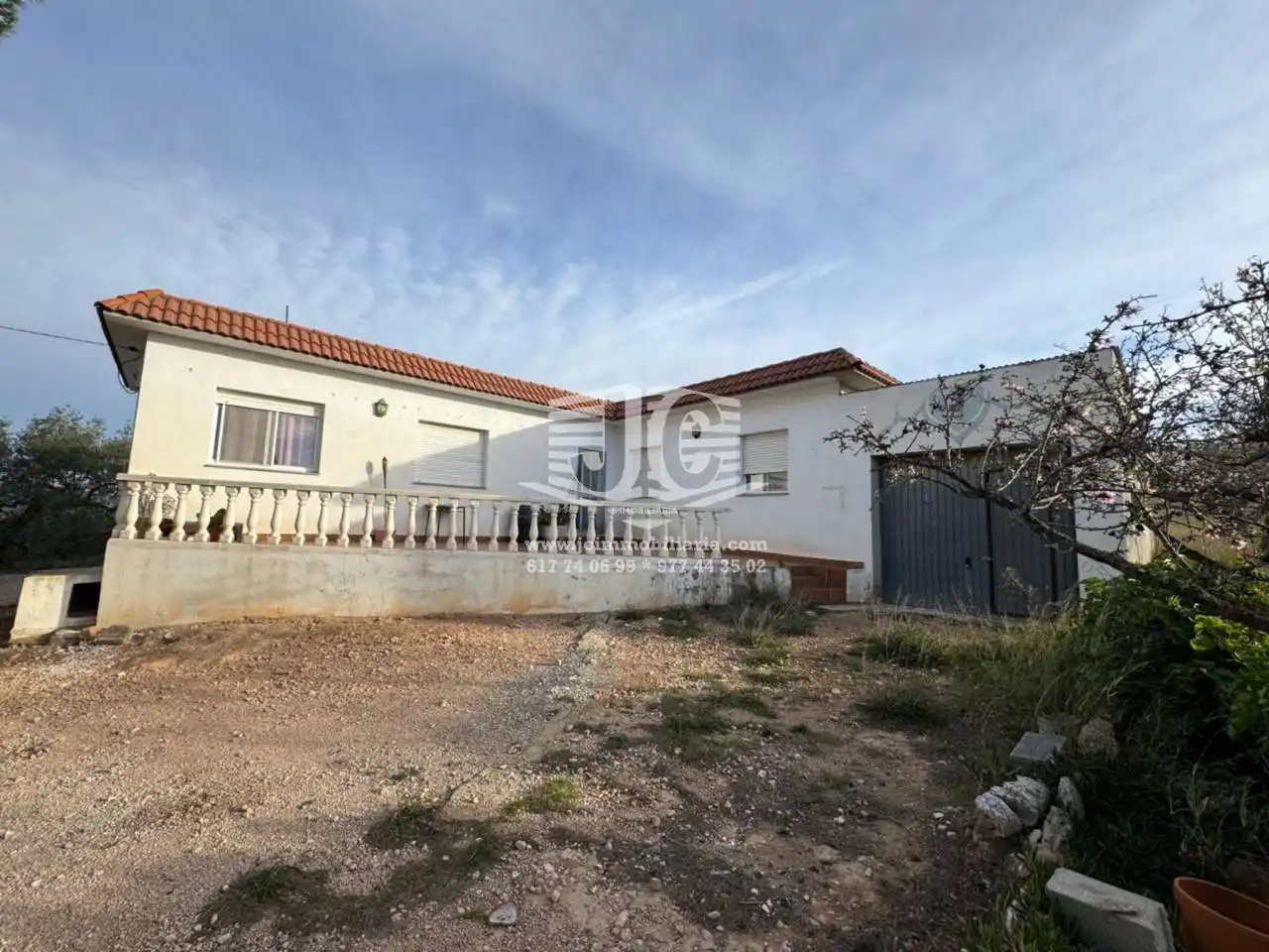 Exterior view of Houses for sale in Tortosa  with Air Conditioner, Private garden and Terrace