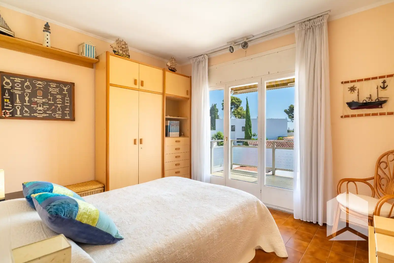 Dormitori de Casa o xalet en venda en Castelldefels amb Terrassa, Piscina i Balcó