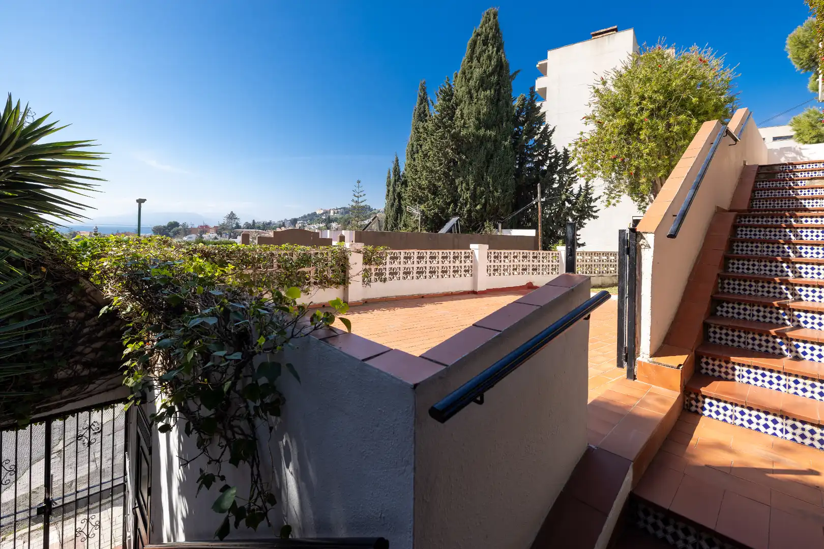 Jardí de Casa o xalet en venda en Málaga amb Aire condicionat, Calefacció i Jardí privat