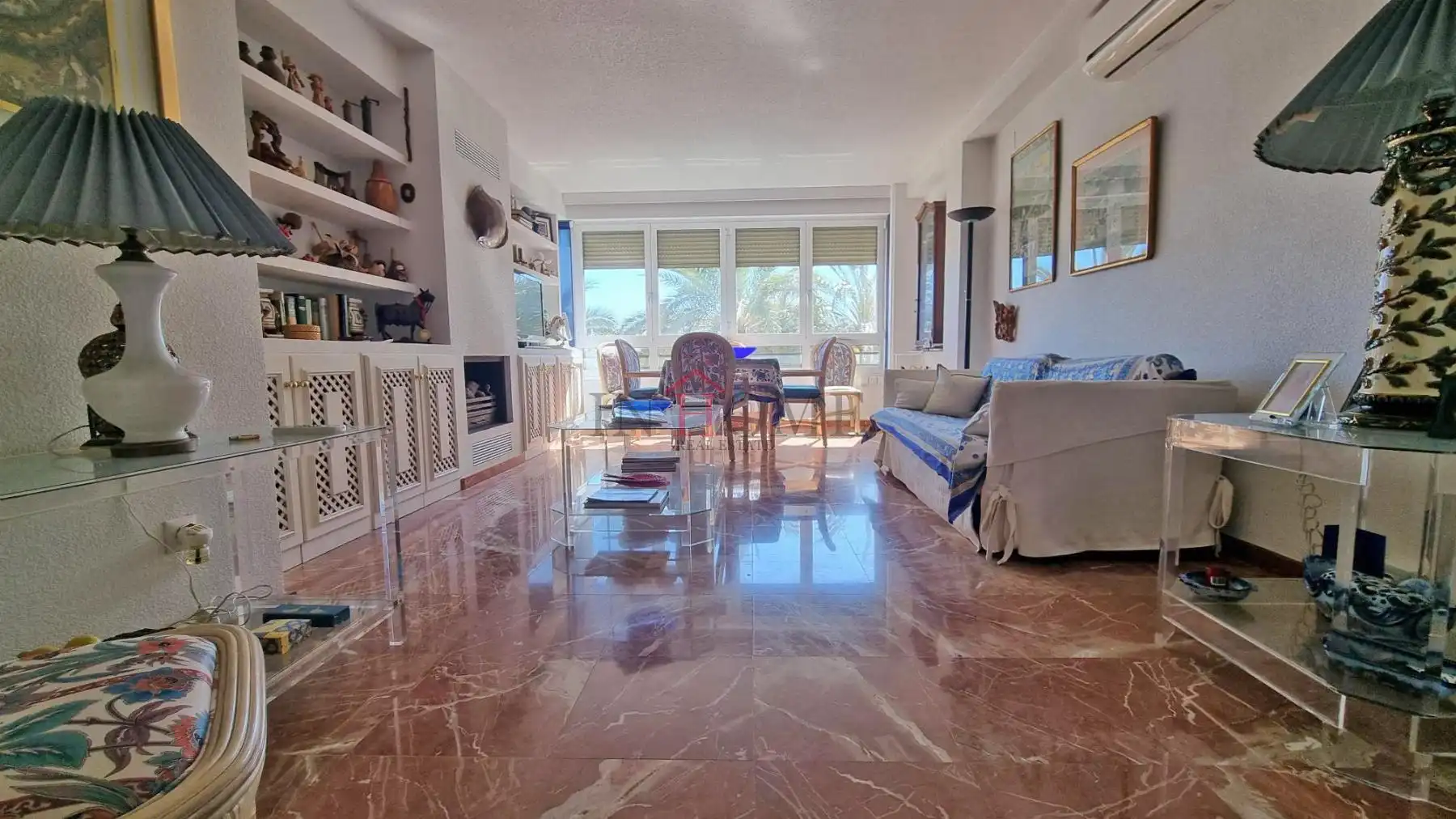 Sala de estar de Apartamento en venta en Benidorm con Aire acondicionado y Amueblado