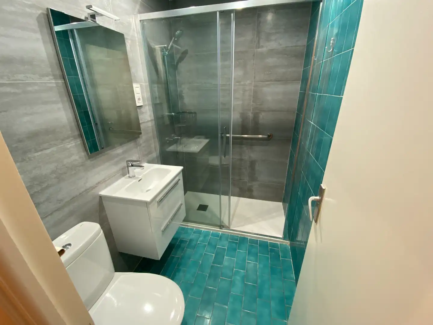 Baño de Piso en venta en Bakio con Terraza, Amueblado y Balcón