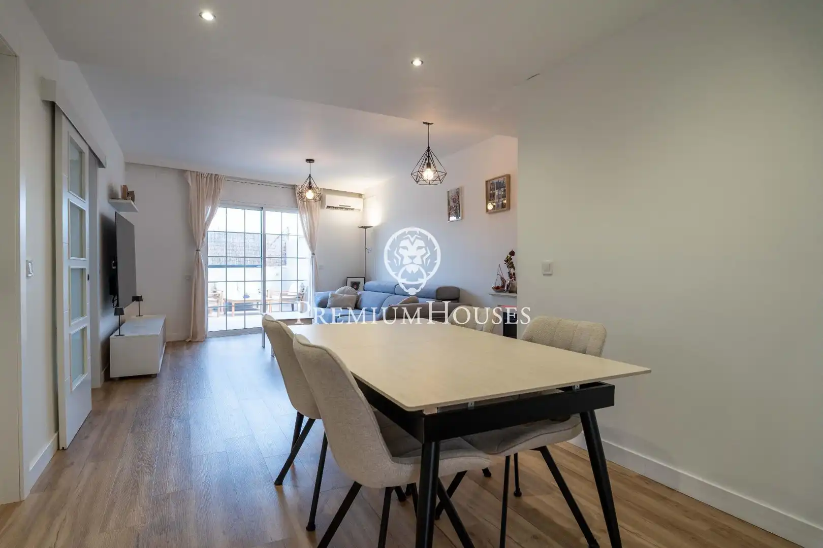 Dining room of Detached homes for sale in Vilanova i la Geltrú  with Air Conditioner, Heating and Storage room