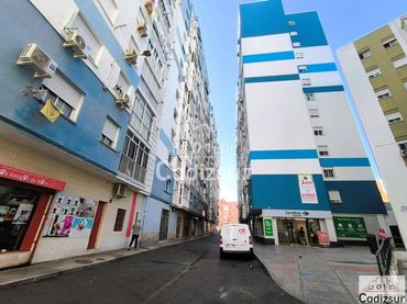 Piso con ascensor en alquiler en Astilleros - La Paz  - Loreto - El Corte Inglés