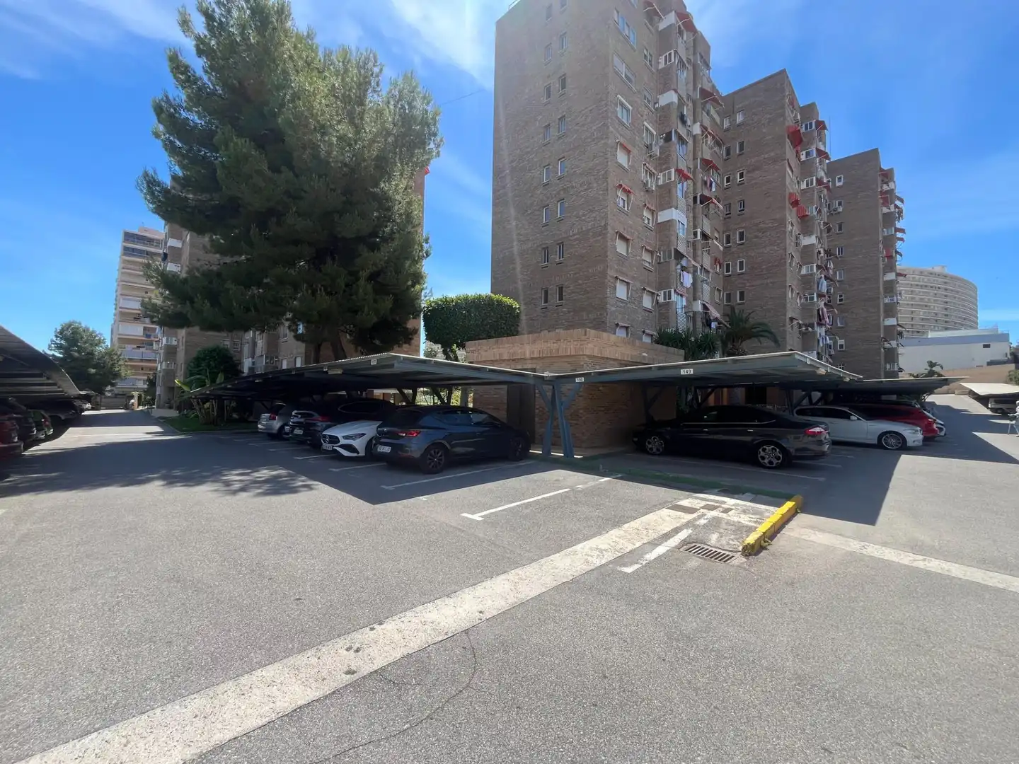 Parking de Piso en venta en Alicante / Alacant con Aire acondicionado, Calefacción y Piscina comunitaria
