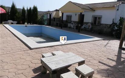 Piscina de Casa o xalet en venda en Priego de Córdoba amb Internet