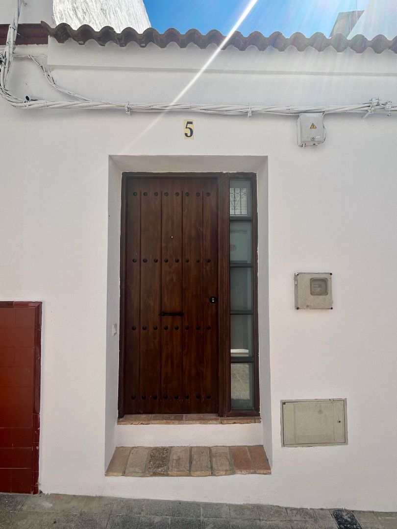 House or chalet for sale in Salteras  with Air Conditioner