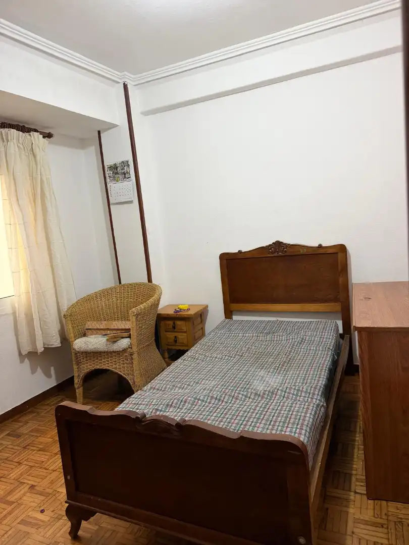 Schlafzimmer von Wohnung zum Verkauf in Santiago de Compostela  mit Heizung, Parkett und Abstellraum