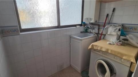 Foto 4 de Pis en venda a Calle Puerto de las Palomas, Juan XXIII - Rochelambert,  Sevilla Capital