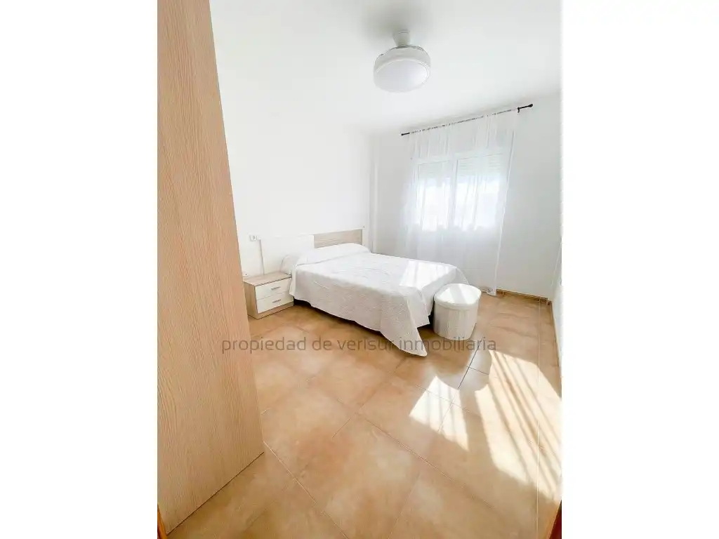 Dormitori de Apartament de lloguer en Águilas