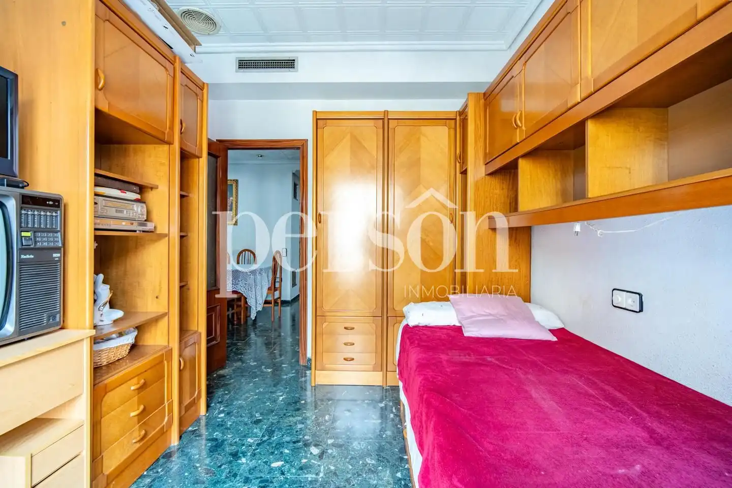 Habitación de Piso en venta en Valencia con Aire acondicionado, Terraza y Amueblado