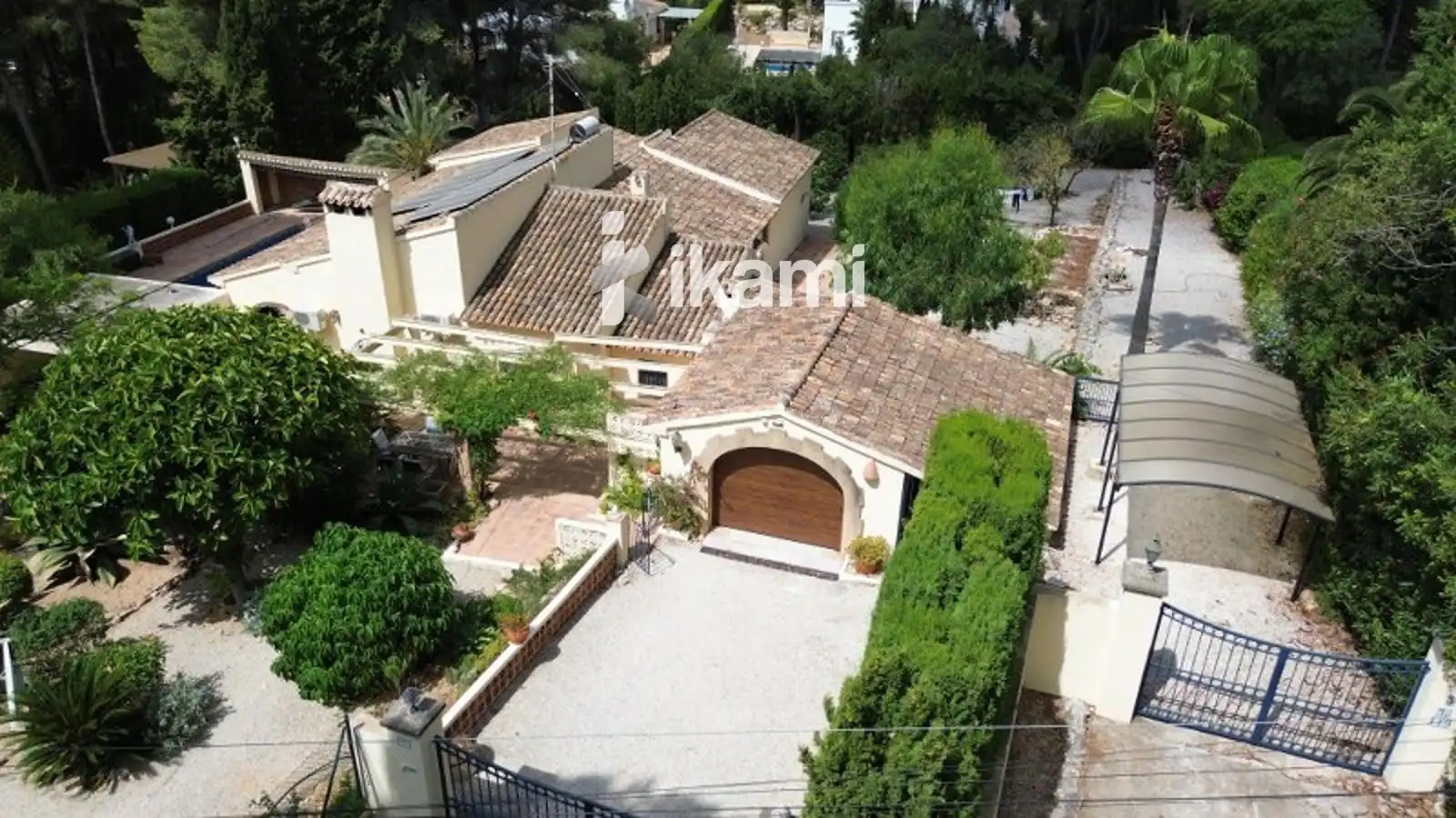 Vista exterior de Casa o xalet en venda en Jávea / Xàbia amb Aire condicionat, Calefacció i Jardí privat