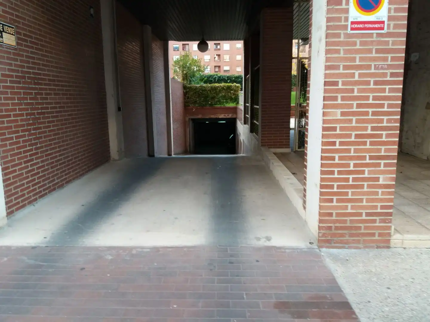 Aparcament de Garatge en venda en  Logroño