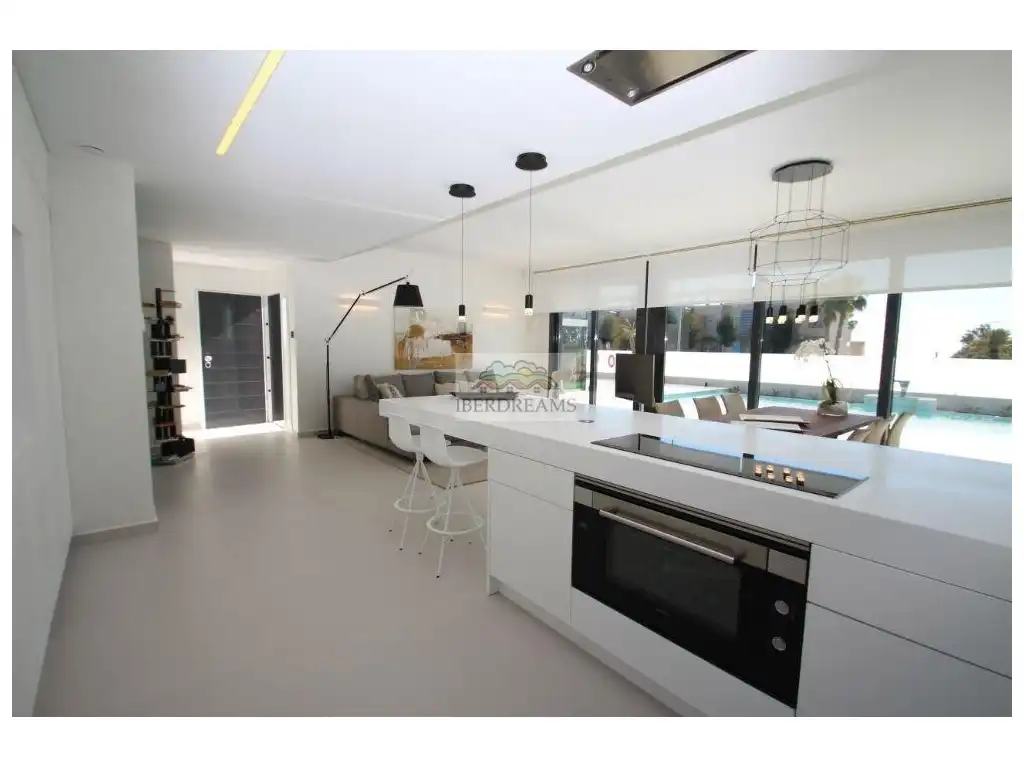 Casa en venta en Calle Wenceslao Fdez Florez-Cmo 28, imagen 9