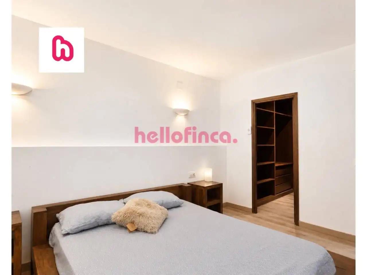 Bedroom of Flat for sale in Vilanova i la Geltrú  with Air Conditioner, Heating and Private garden