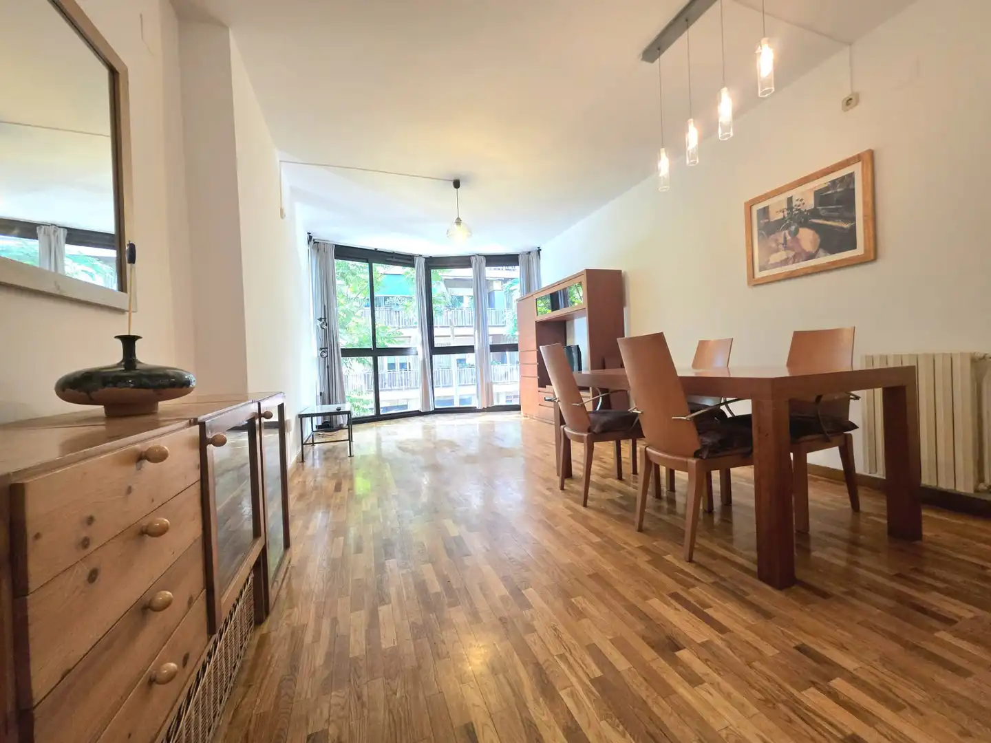 Comedor de Piso de alquiler en Sabadell con Calefacción, Parquet y Amueblado