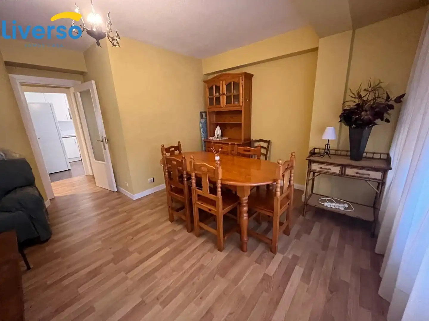 Room in Calle JOSE MARIA DE LA PUENTE, Los Vadillos - R. Sanitaria - Pozanos