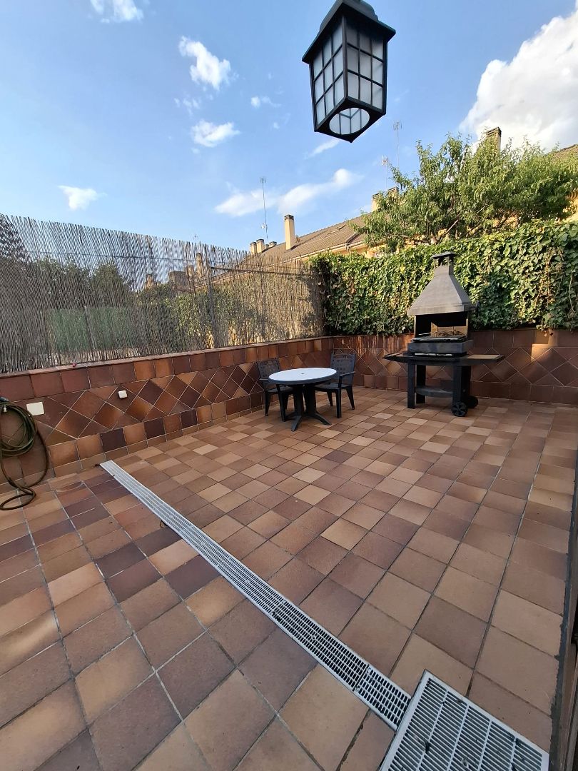 Terrassa de Casa o xalet en venda en Parla amb Aire condicionat, Calefacció i Jardí privat