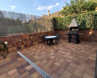 Terrassa de Casa o xalet en venda en Parla amb Aire condicionat, Calefacció i Jardí privat