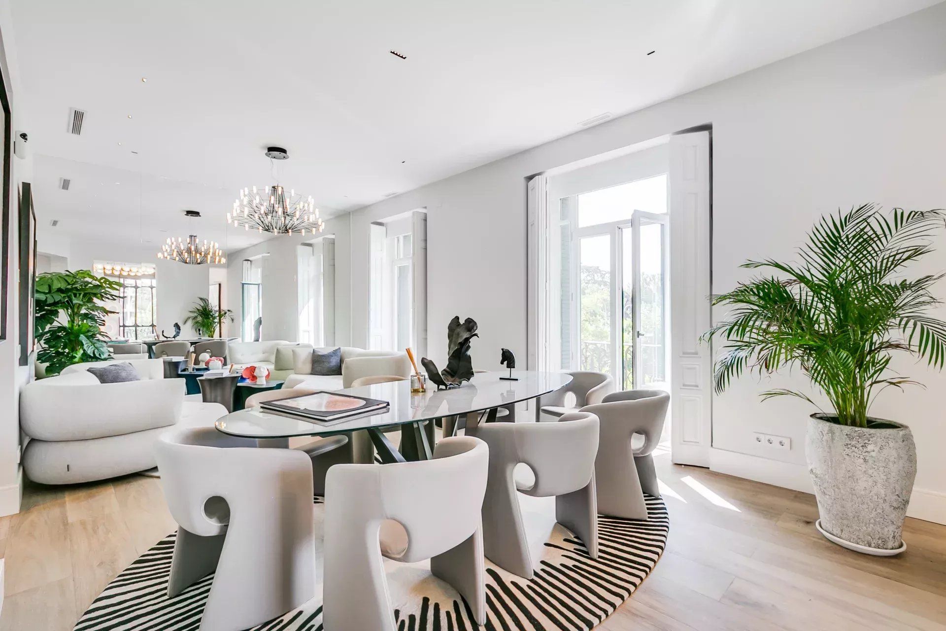 Dining room of Flat for sale in  Madrid Capital  with Air Conditioner, Heating and Furnished