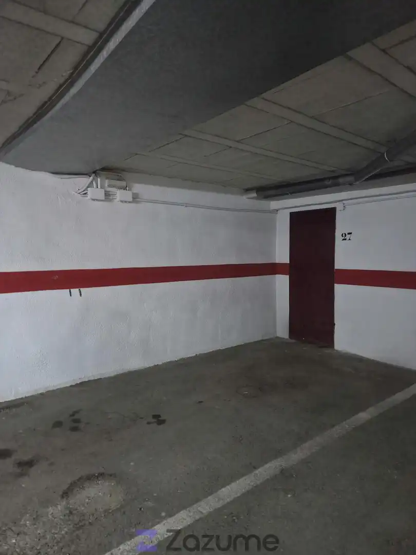 Piso de alquiler en Jaén con Jardín privado, Piscina y Amueblado