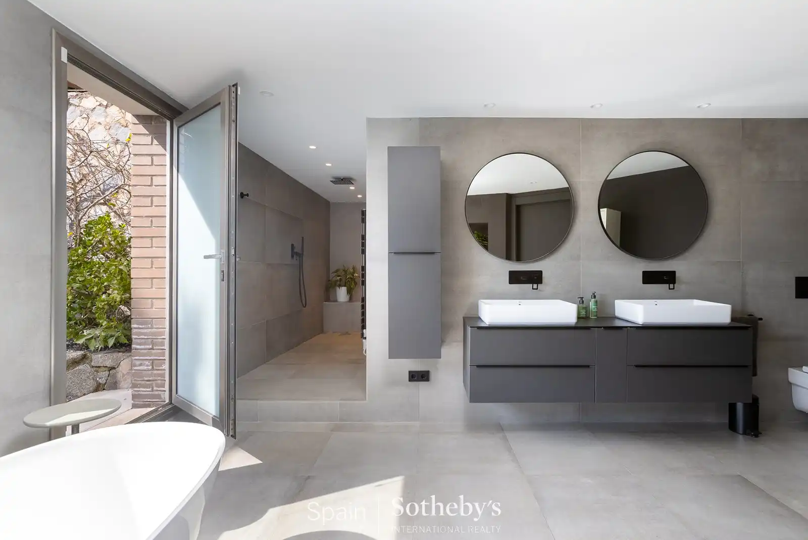 Baño de Casa o chalet en venta en Tiana con Calefacción, Jardín privado y Terraza