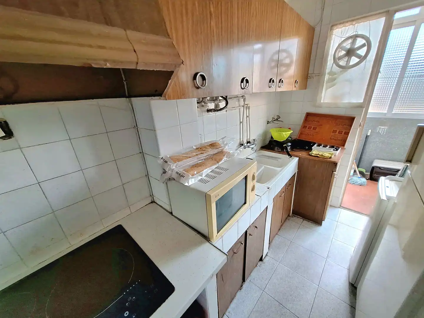 Flat with terrace for sale in Calle Cristóbal Pérez Pastor, imagen 3