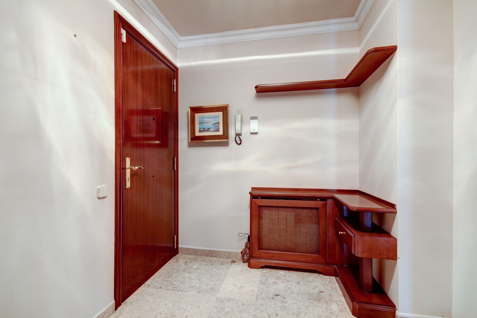 Flat for sale in Manresa  with Air Conditioner, Heating and Terrace