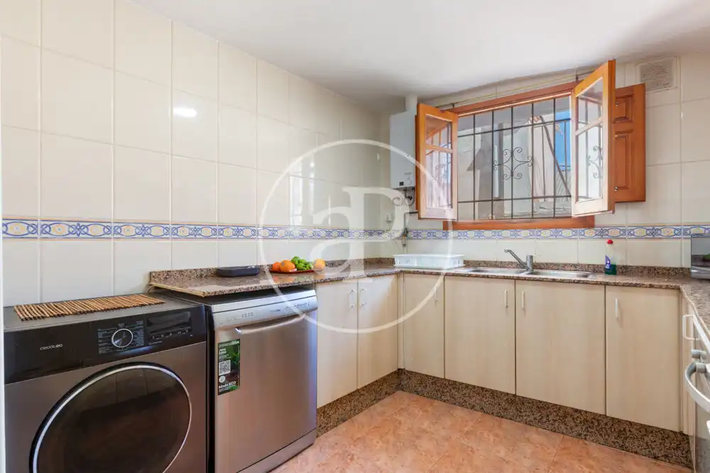 Cuina de Pis en venda en Valencia amb Aire condicionat i Calefacció