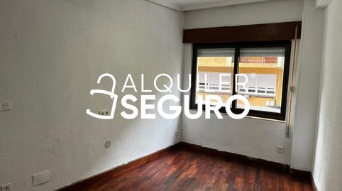 Foto 3 de Pis de lloguer a Julián Urbina , Inmobiliaria - Barreda, Torrelavega