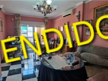Piso con balcón en venta en Chana