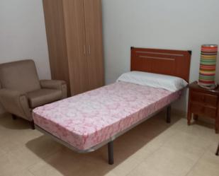 Bedroom of Flat to rent in  Granada Capital