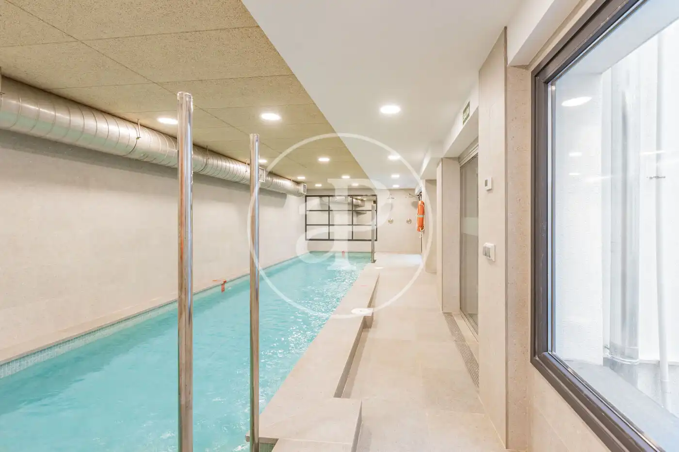 Piscina de Piso en venta en Madrid con Aire acondicionado, Calefacción y Trastero